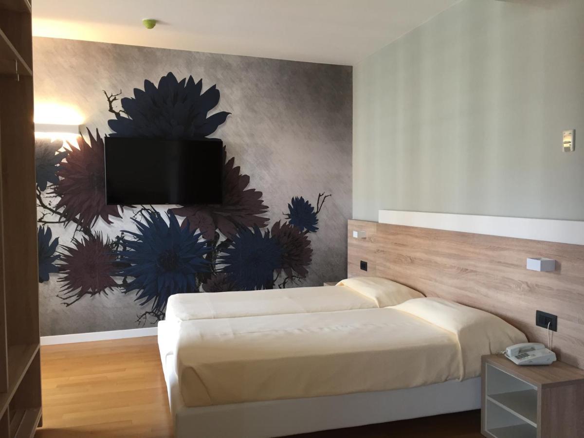 Hotel Italy ビビオーネ エクステリア 写真